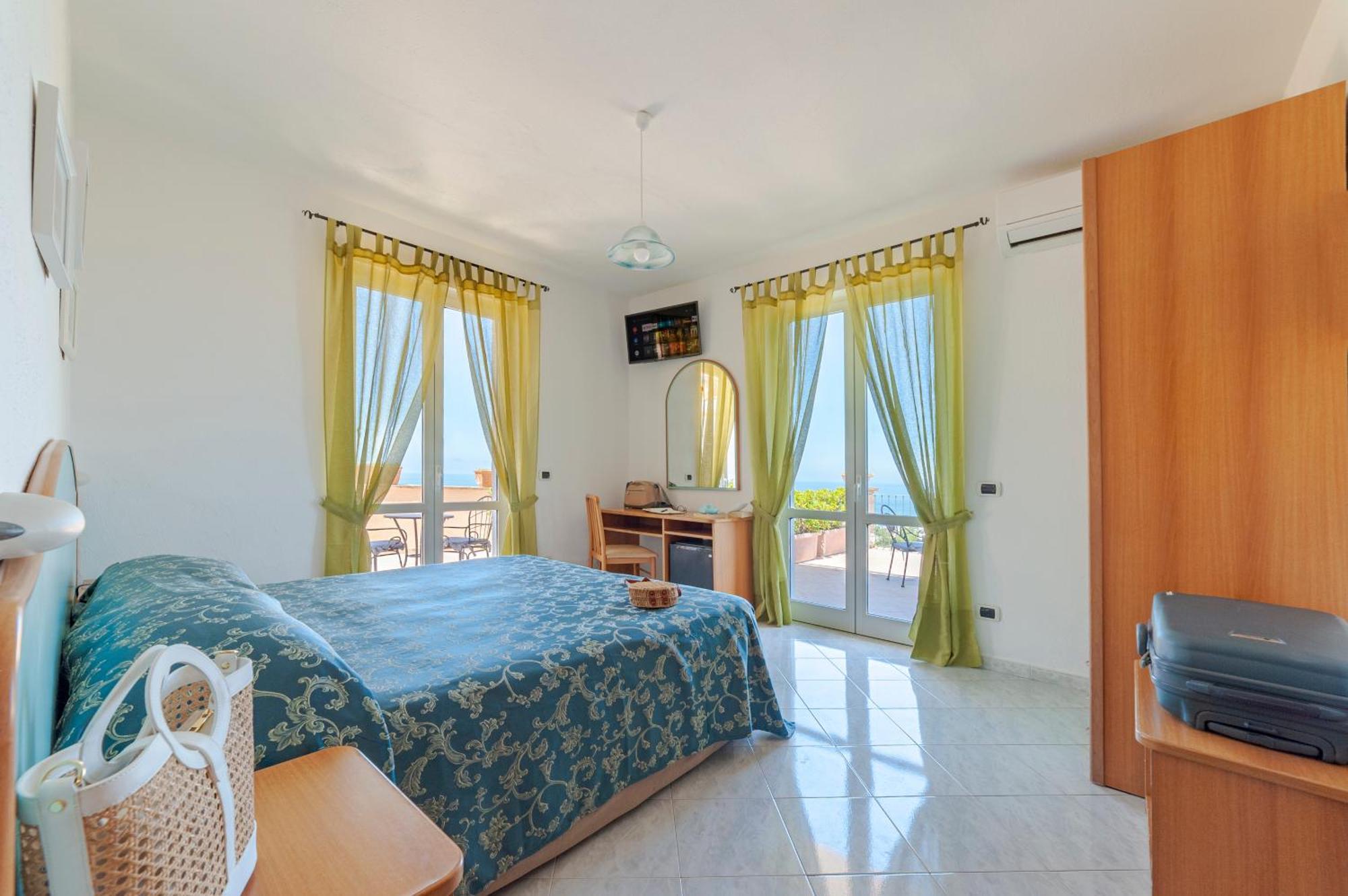 Hotel Poggio Del Sole Forio di Ischia Zewnętrze zdjęcie